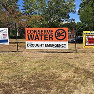 Drought emergency road sign 